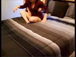 Brett speelt met haar grote tieten korte sex films