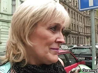 Colombiaanse tiener babe wordt op beide gaatjes lesbie films geneukt