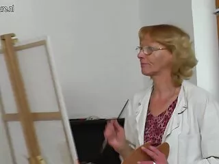 Schattige jonge gratis seks film kijken brunette Katty West pronkt met haar vaardigheden op het gebied van lulrijden